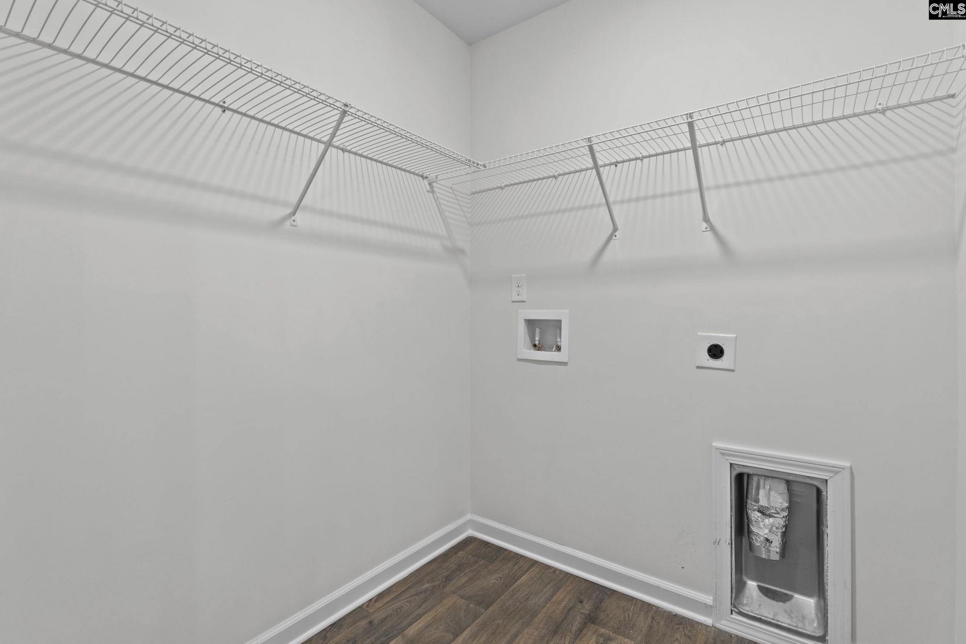 108 Woodmere Drive  Photo 17