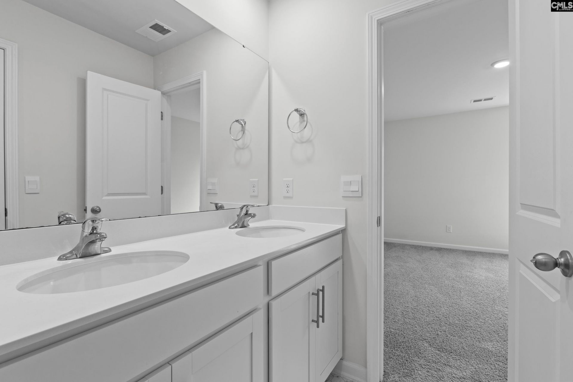 108 Woodmere Drive  Photo 33