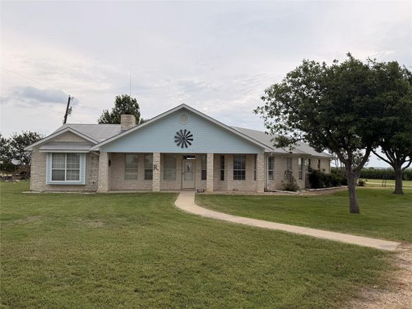 5600 Fm 1466, Coupland, TX 78615