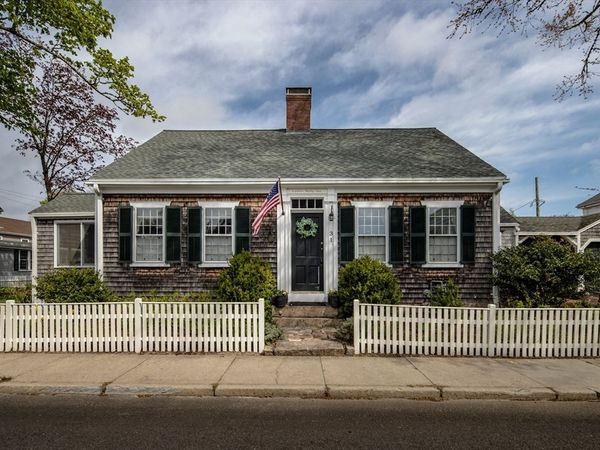 31 Main St, Marion, MA 02738