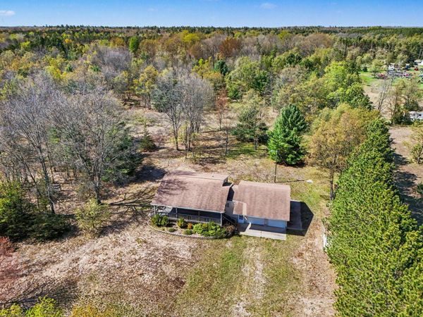 9819 N Tuttle Road, Free Soil, MI 49411