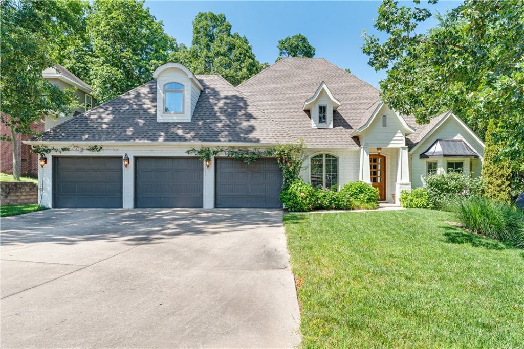 2180 E Meandering Way, Fayetteville, AR 72701 Main Photo