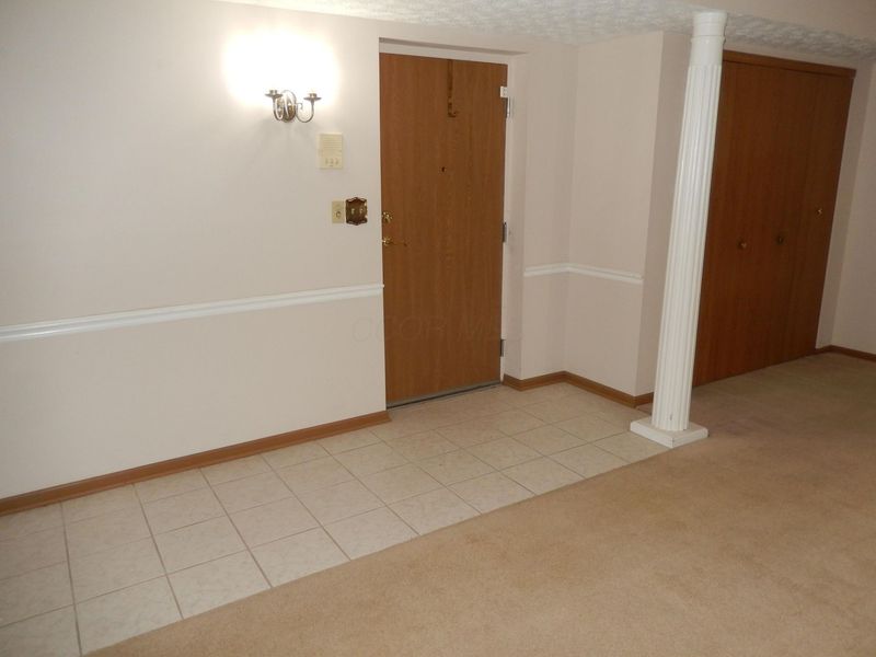 3939 Karl Road, Unit 103, Columbus, OH 43224 Photo 2