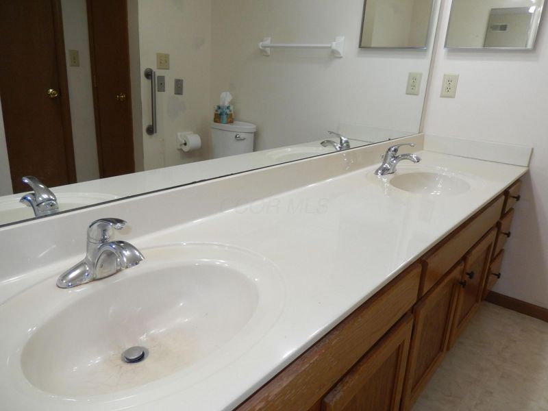 3939 Karl Road, Unit 103, Columbus, OH 43224 Photo 25