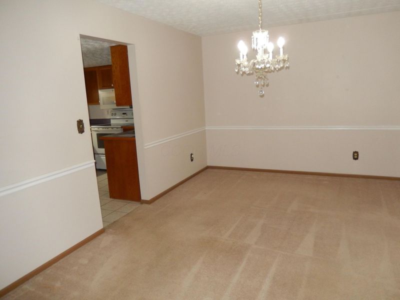 3939 Karl Road, Unit 103, Columbus, OH 43224 Photo 8