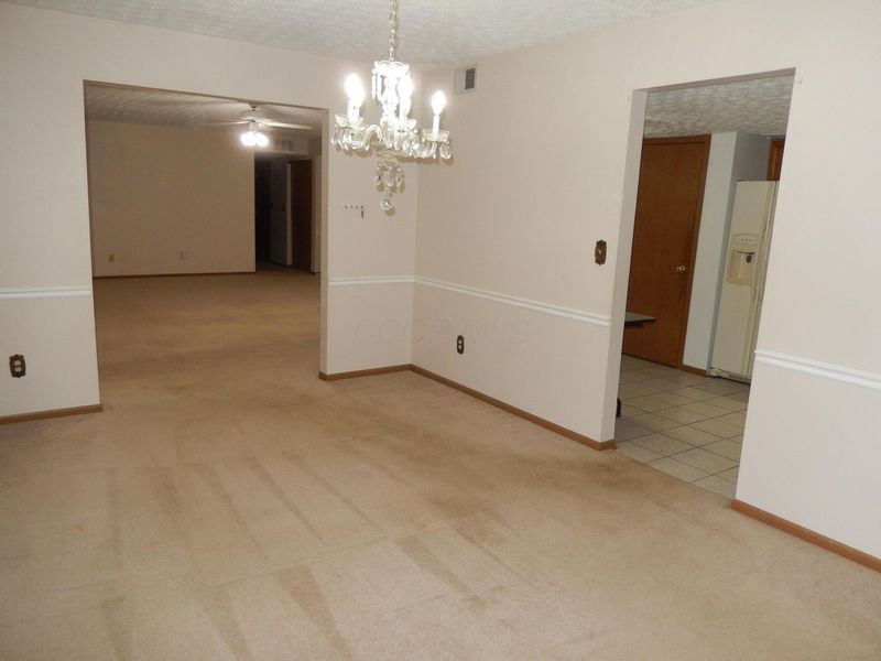 3939 Karl Road, Unit 103, Columbus, OH 43224 Photo 9