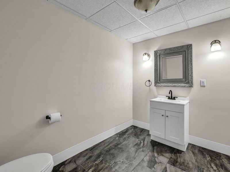 850 Fairway Drive, Howard, OH 43028 Photo 43