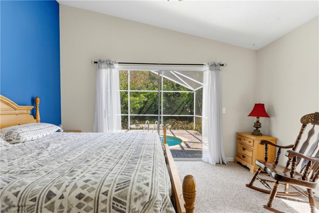 212 14th Place, Vero Beach, FL 32960 Photo