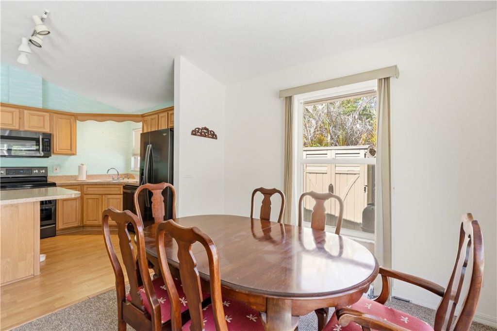 212 14th Place, Vero Beach, FL 32960 Photo