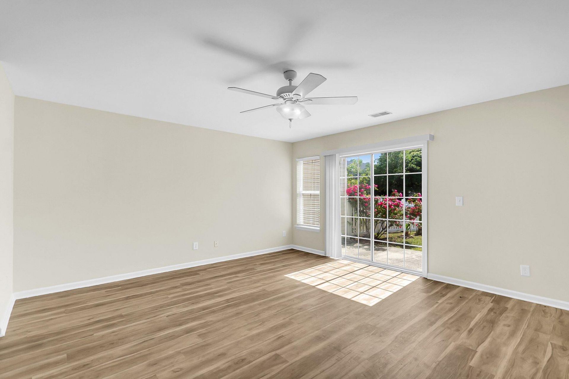 1003 Washitonia Way Photo 17