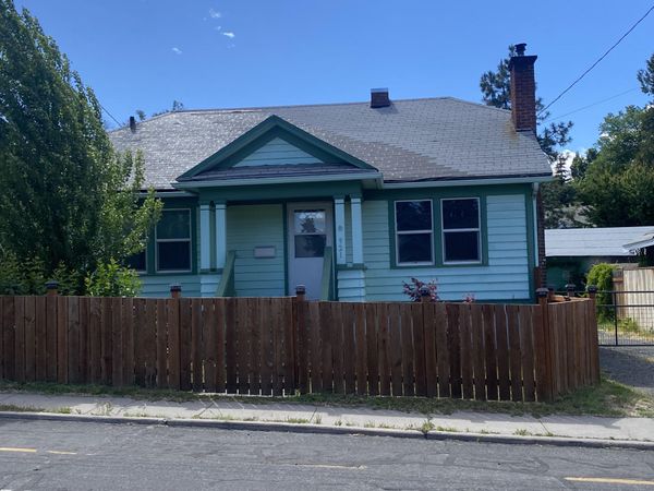 921 Prospect Street, Klamath Falls, OR 97601