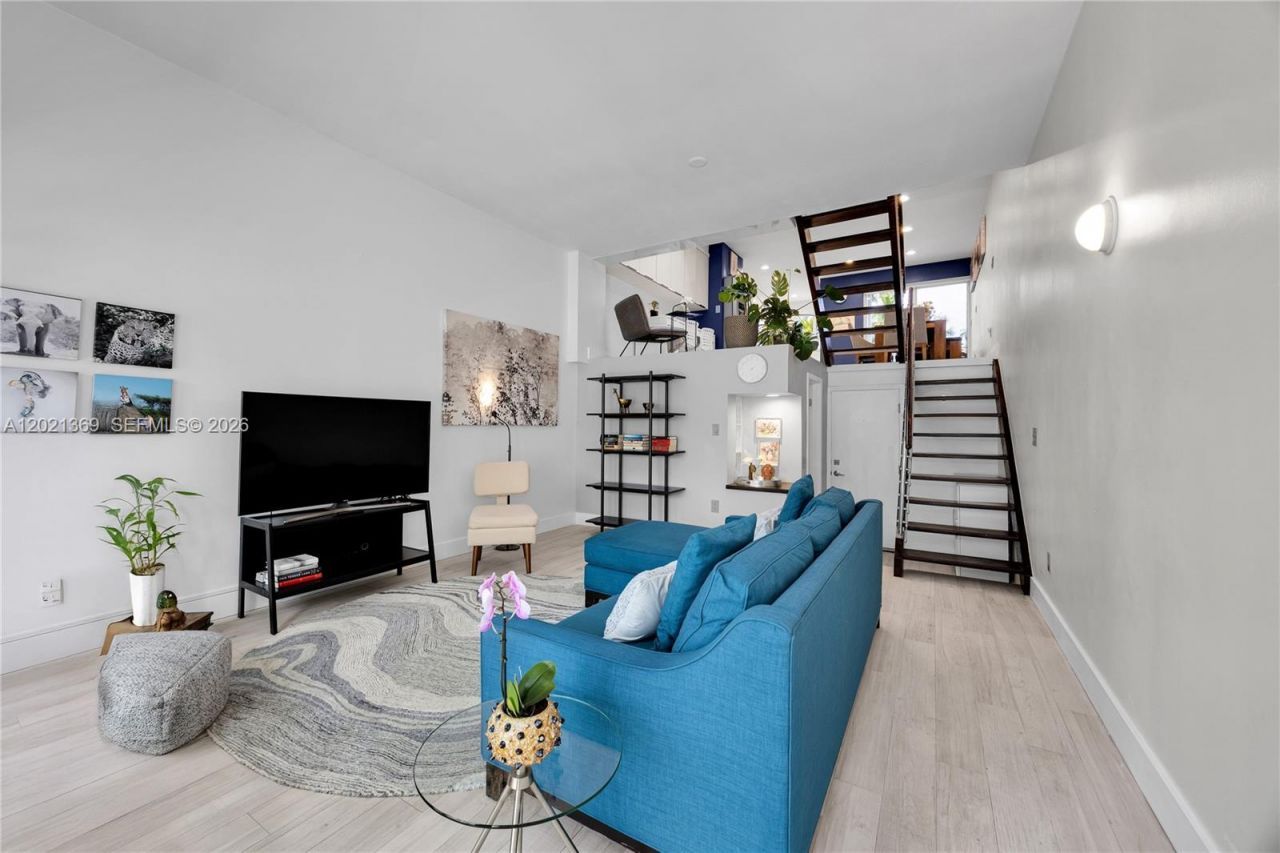 2960 Day Ave , Unit 3201, Miami, FL 33133 Photo