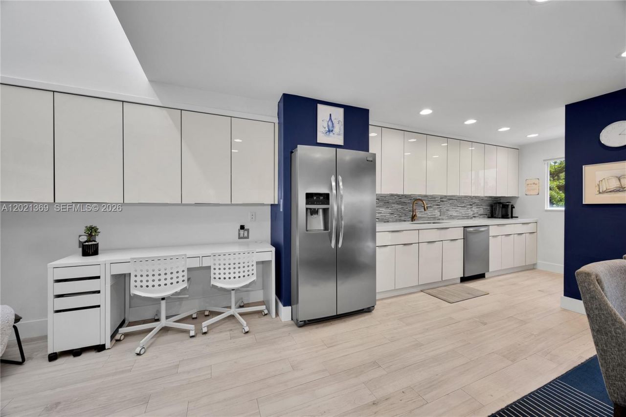 2960 Day Ave , Unit 3201, Miami, FL 33133 Photo