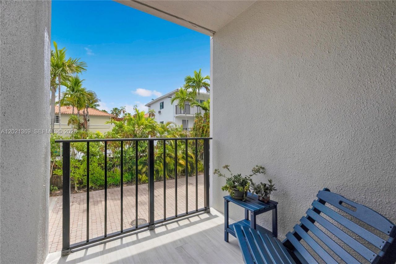 2960 Day Ave , Unit 3201, Miami, FL 33133 Photo