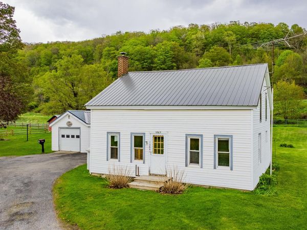 1384 Route 153, Rupert, VT 05776