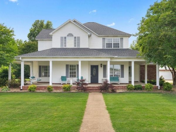 143 Angus Dr., Tupelo, MS 38804