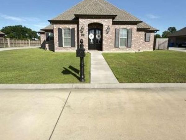 446 ROSELLA Drive , Thibodaux, LA 70301