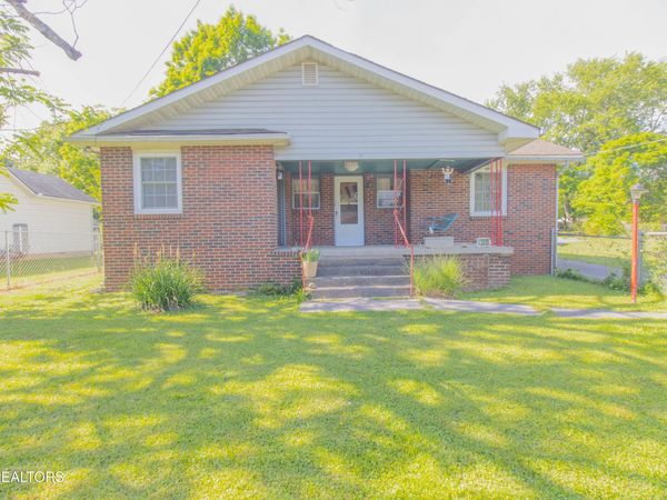 2419 Seymour Ave, Knoxville, TN 37917