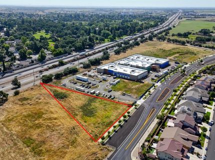 Lotz Pkwy, Elk Grove, CA 95757 Photo