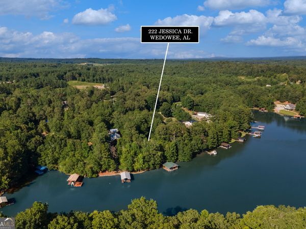 222 Jessica Drive, Wedowee, AL 36278
