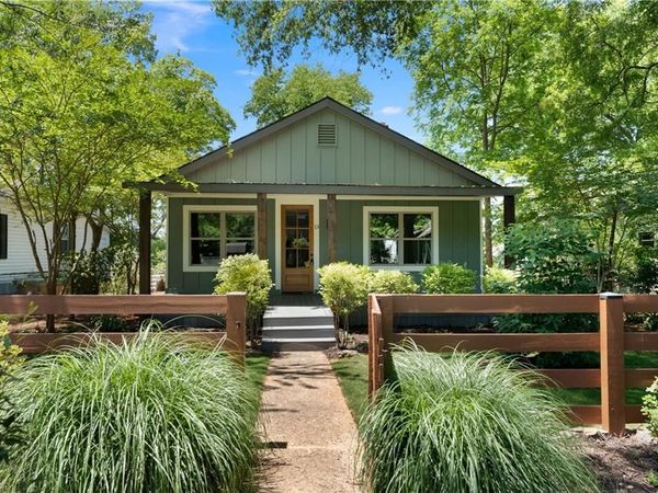 13 Akron Street , Cartersville, GA 30120