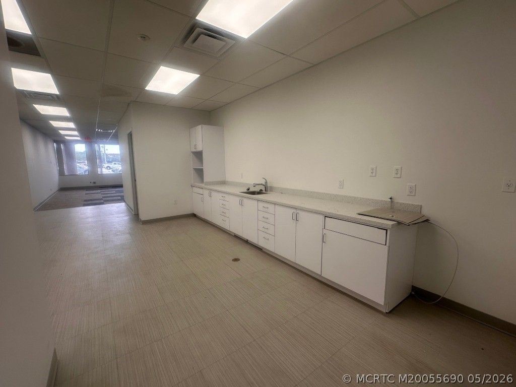725 S Colorado Avenue, Unit 105, Stuart, FL 34994 Photo