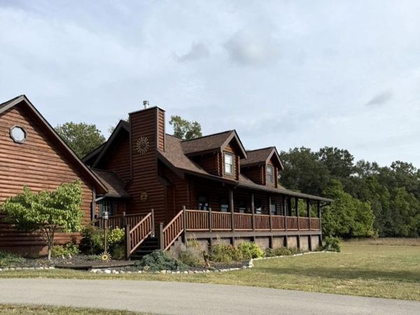 7626 E 1100 North, Monticello, IN 47960