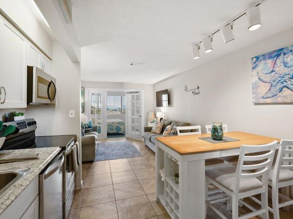 7453 Sunset Harbor Drive, Unit 2-302, Navarre, FL 32566