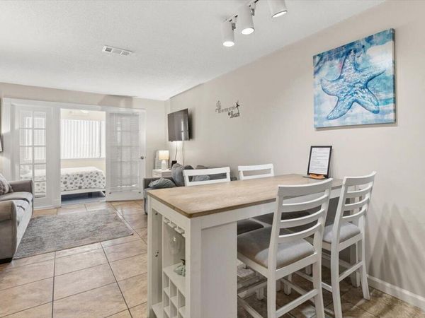 7453 Sunset Harbor Drive, Unit 2-302, Navarre, FL 32566