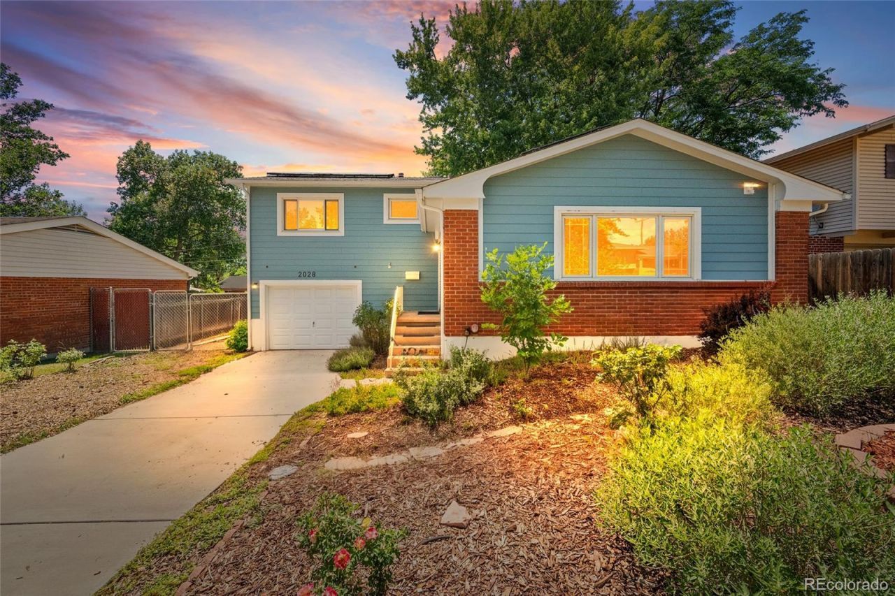 2028 Collier Avenue, Colorado Springs, CO 80909 Main Photo