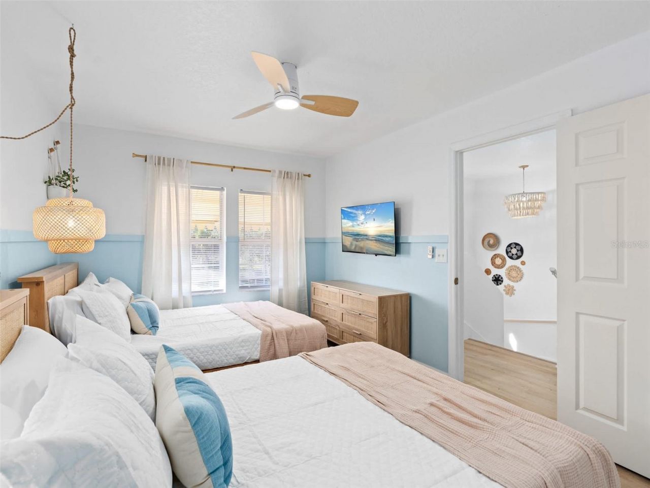 304 Lakeshore Boulevard, Kissimmee, FL 34741 Photo