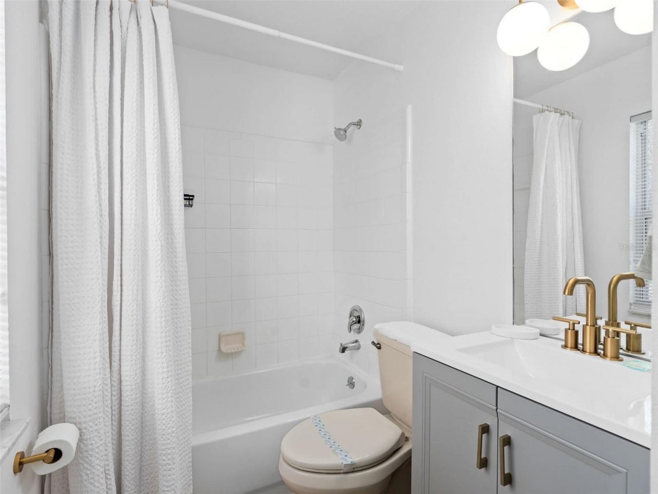 304 Lakeshore Boulevard, Kissimmee, FL 34741 Photo
