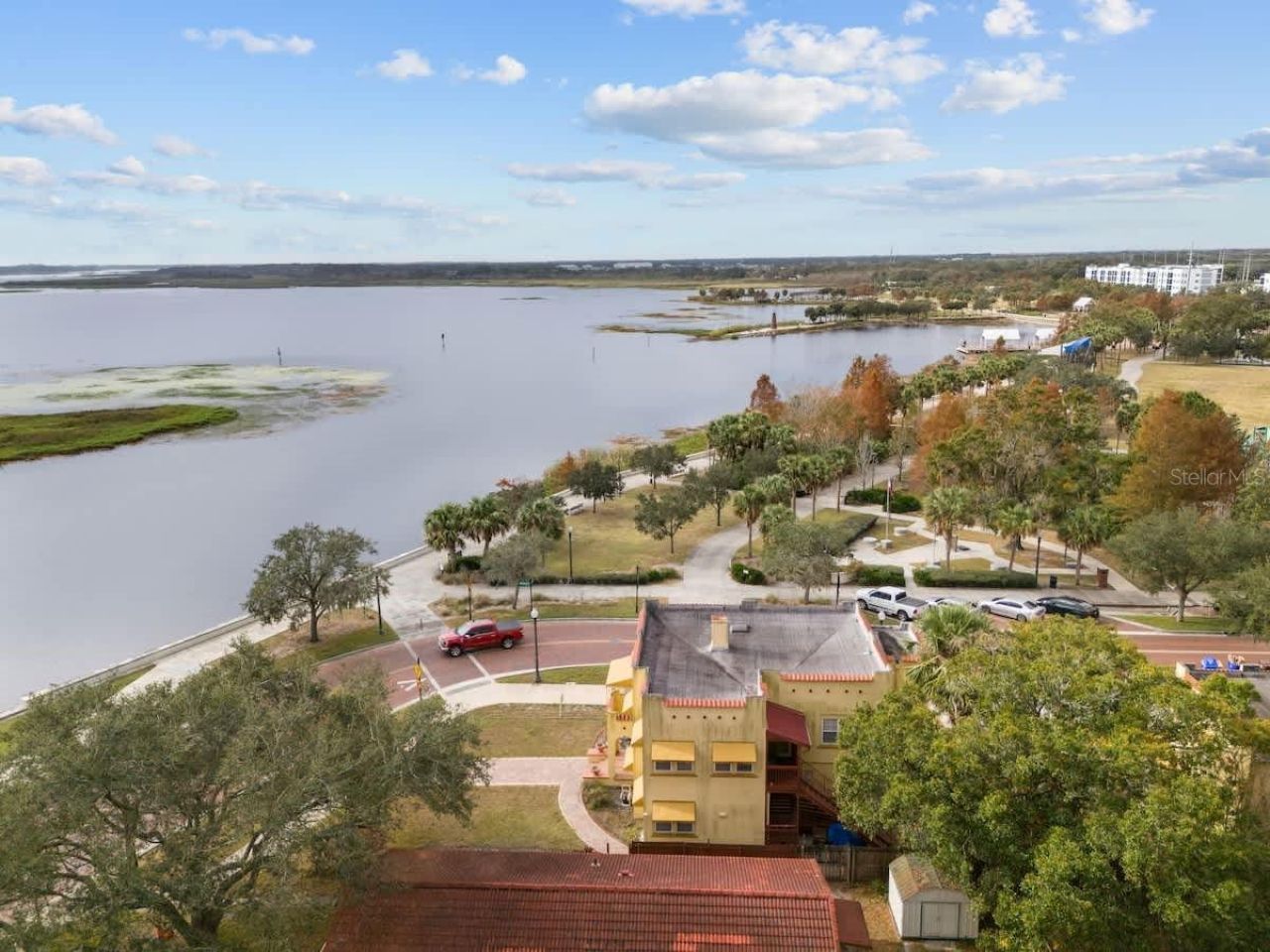 304 Lakeshore Boulevard, Kissimmee, FL 34741 Photo