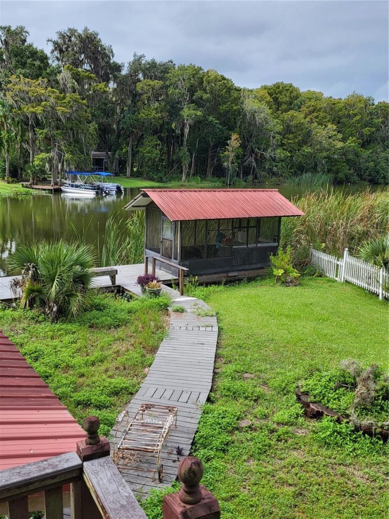 2377 NW 34th Place , Lake Panasoffkee, FL 33538 Photo