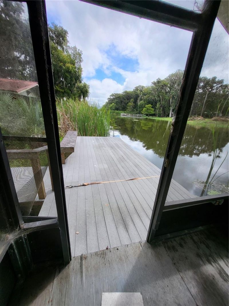 2377 NW 34th Place , Lake Panasoffkee, FL 33538 Photo