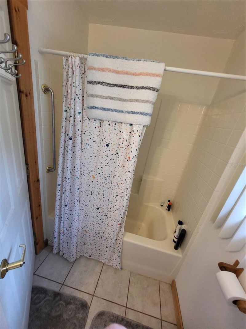 2377 NW 34th Place , Lake Panasoffkee, FL 33538 Photo