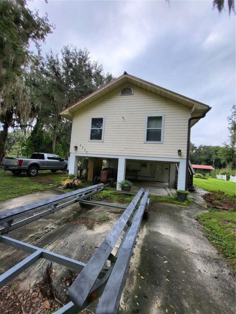 2377 NW 34th Place , Lake Panasoffkee, FL 33538 Photo