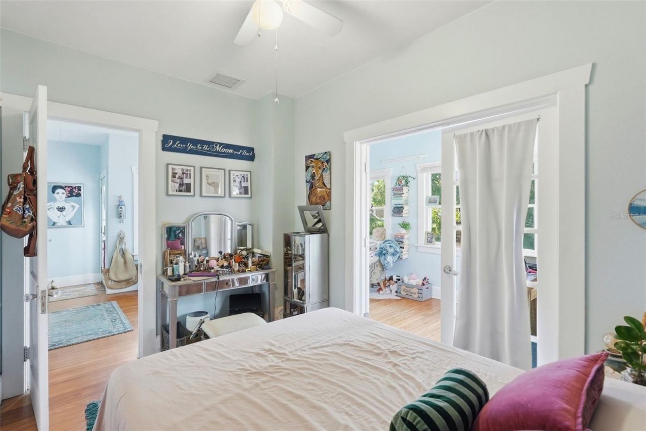 855 28th Avenue N, Saint Petersburg, FL 33704 Photo
