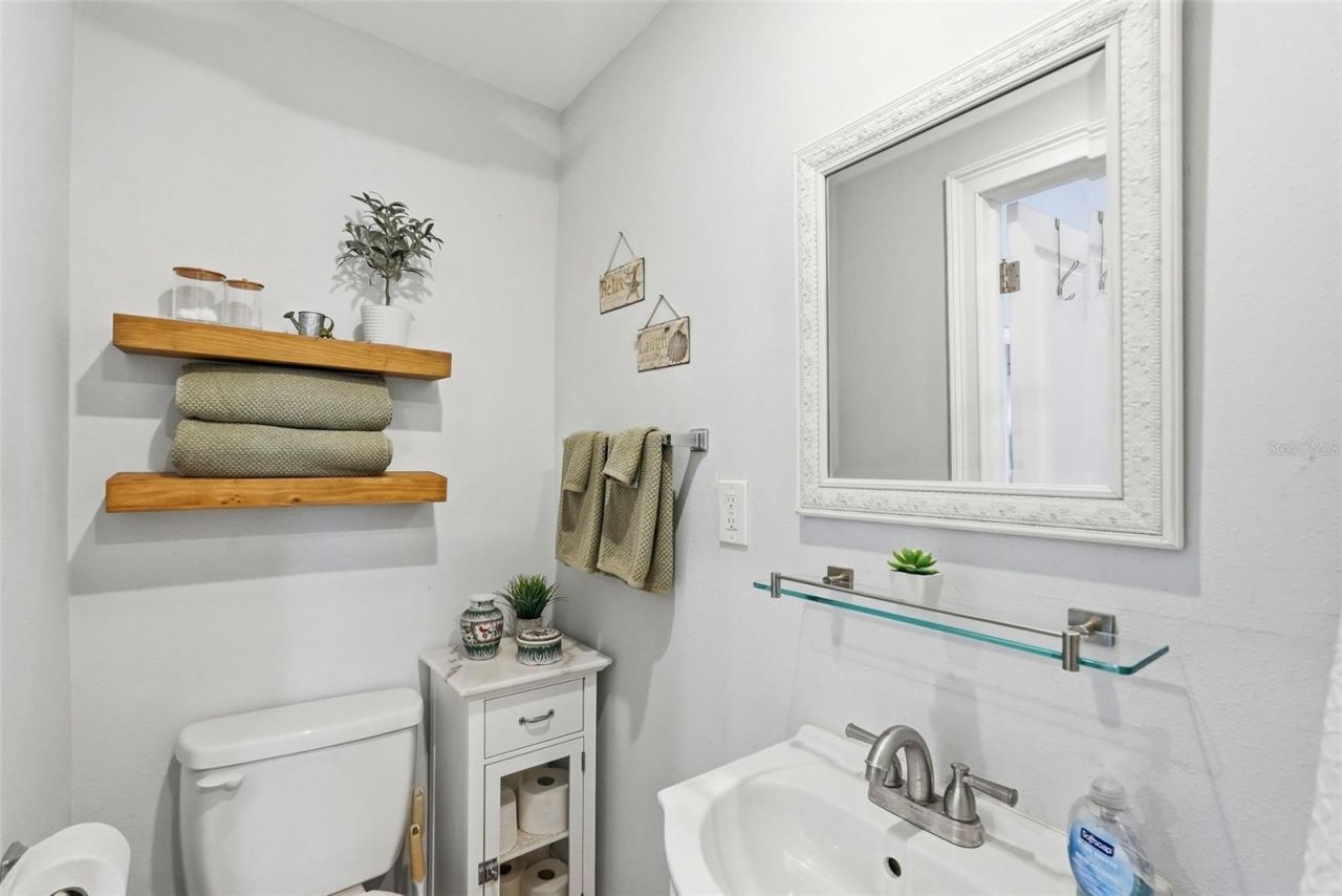 855 28th Avenue N, Saint Petersburg, FL 33704 Photo