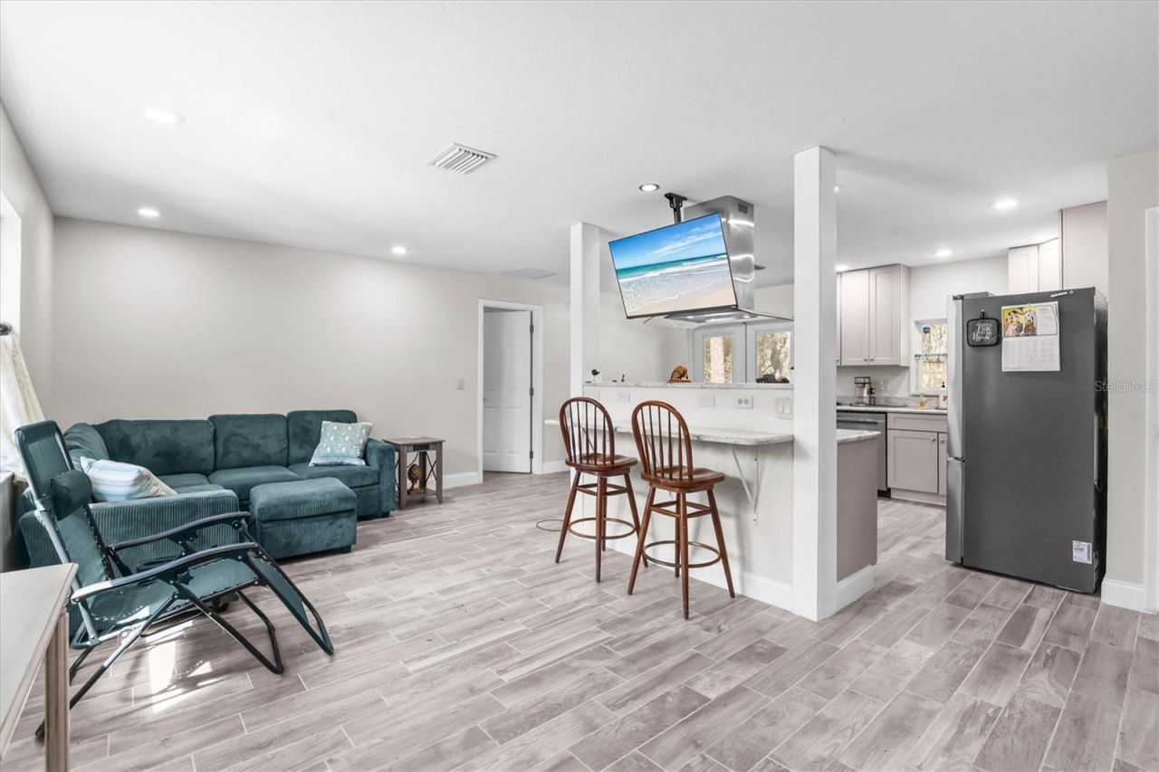 6244 Colony Circle , Weeki Wachee, FL 34607 Photo