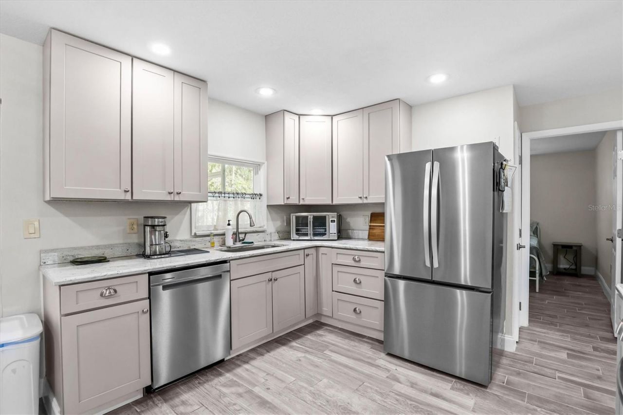 6244 Colony Circle , Weeki Wachee, FL 34607 Photo