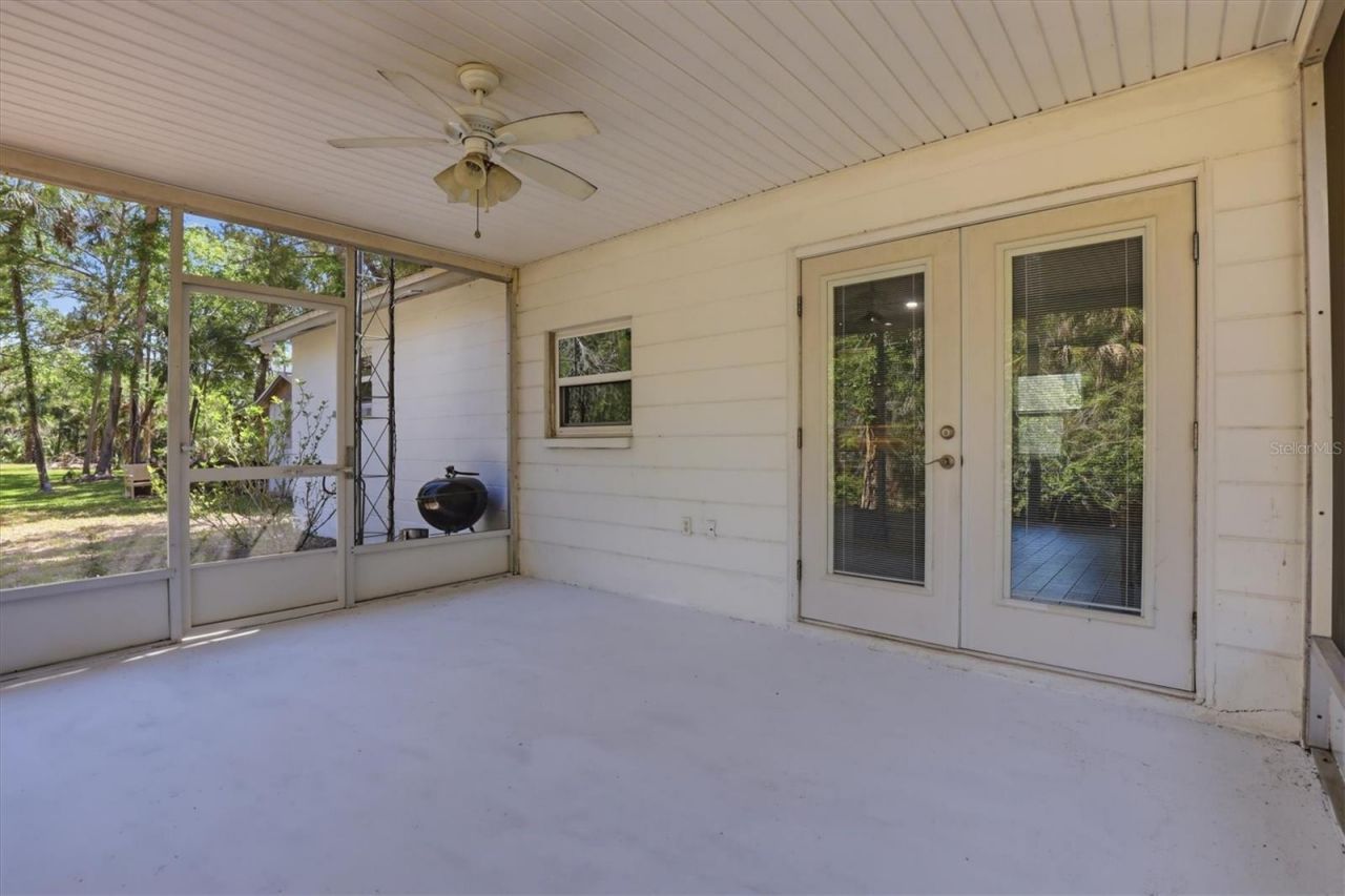 6244 Colony Circle , Weeki Wachee, FL 34607 Photo
