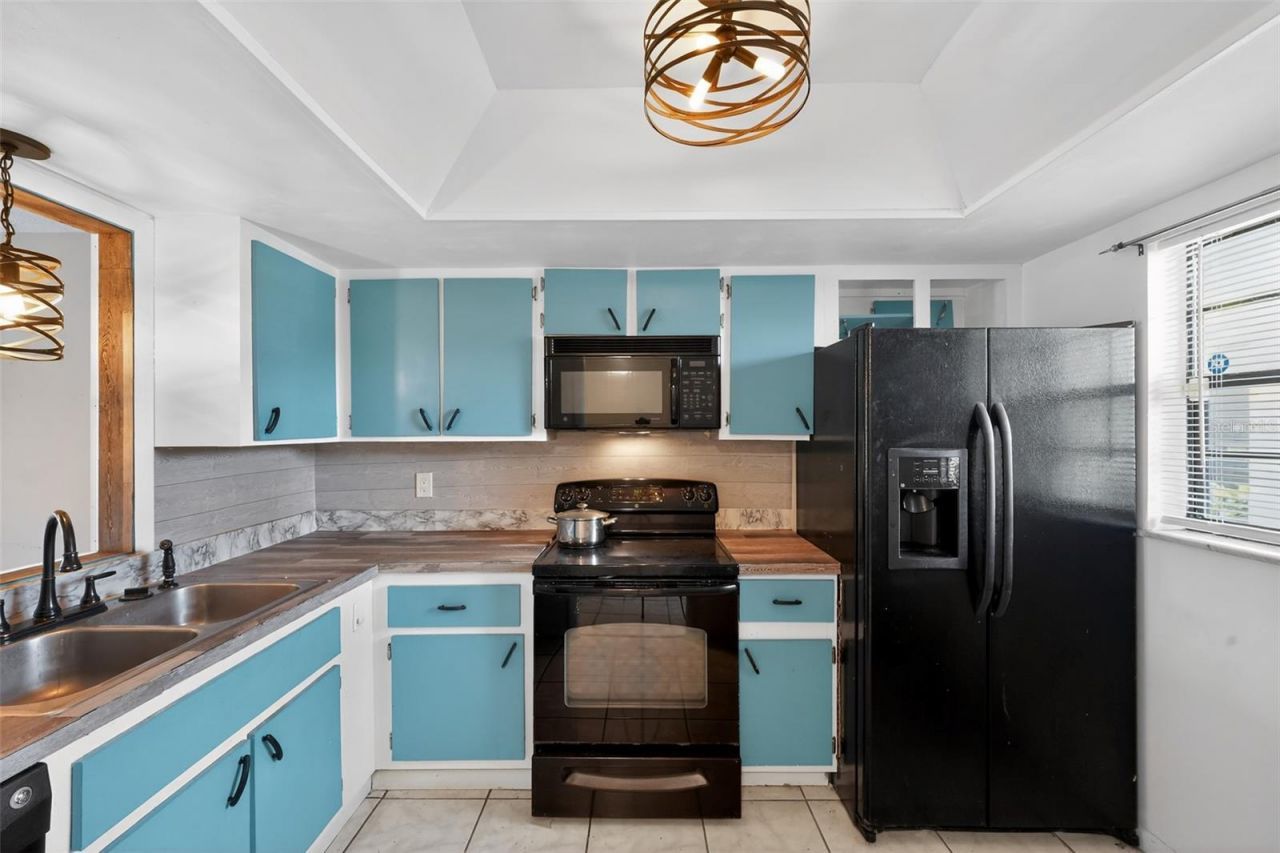 2050 Oleander Boulevard, Unit 6-105, Fort Pierce, FL 34950 Photo