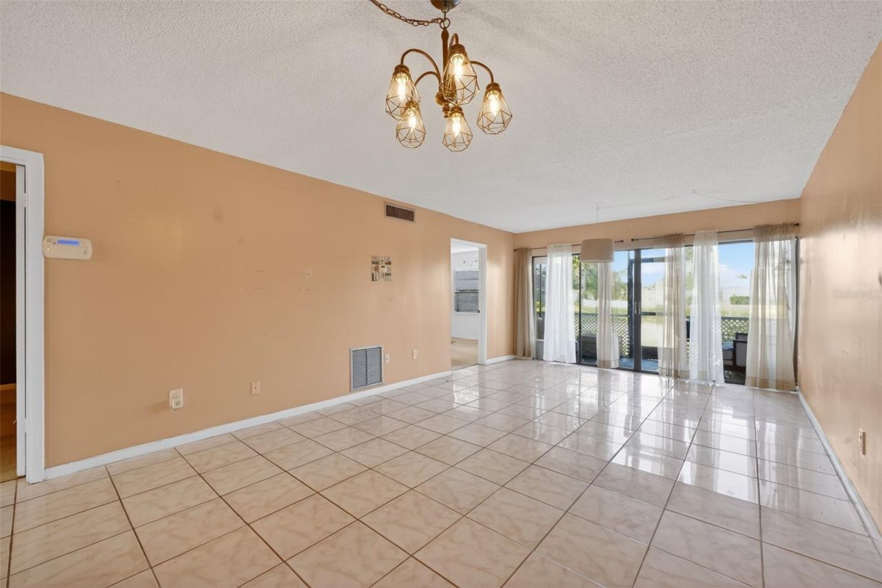 2050 Oleander Boulevard, Unit 6-105, Fort Pierce, FL 34950 Photo