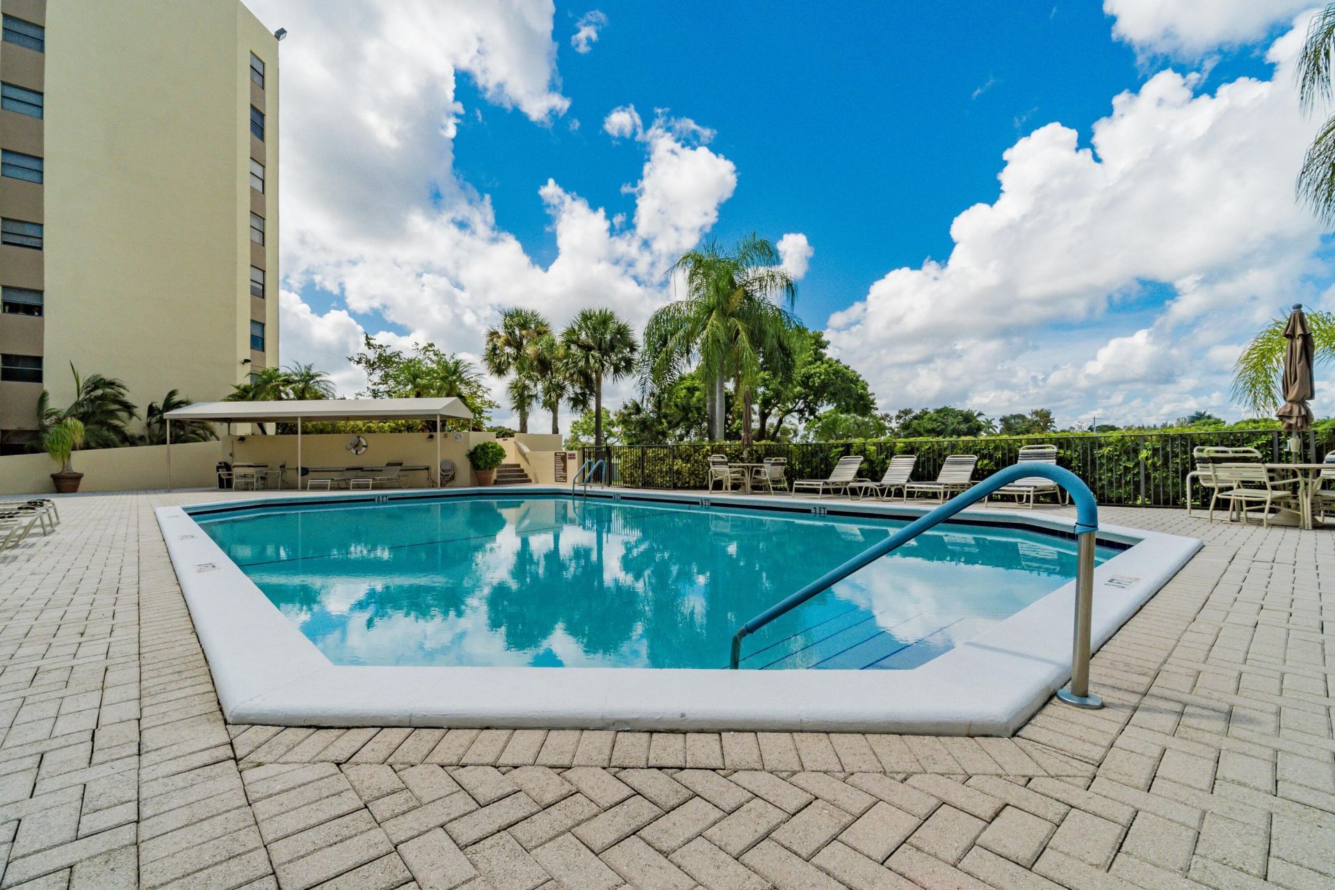 7400 Radice Court, Unit 606, Lauderhill, FL 33319 Photo
