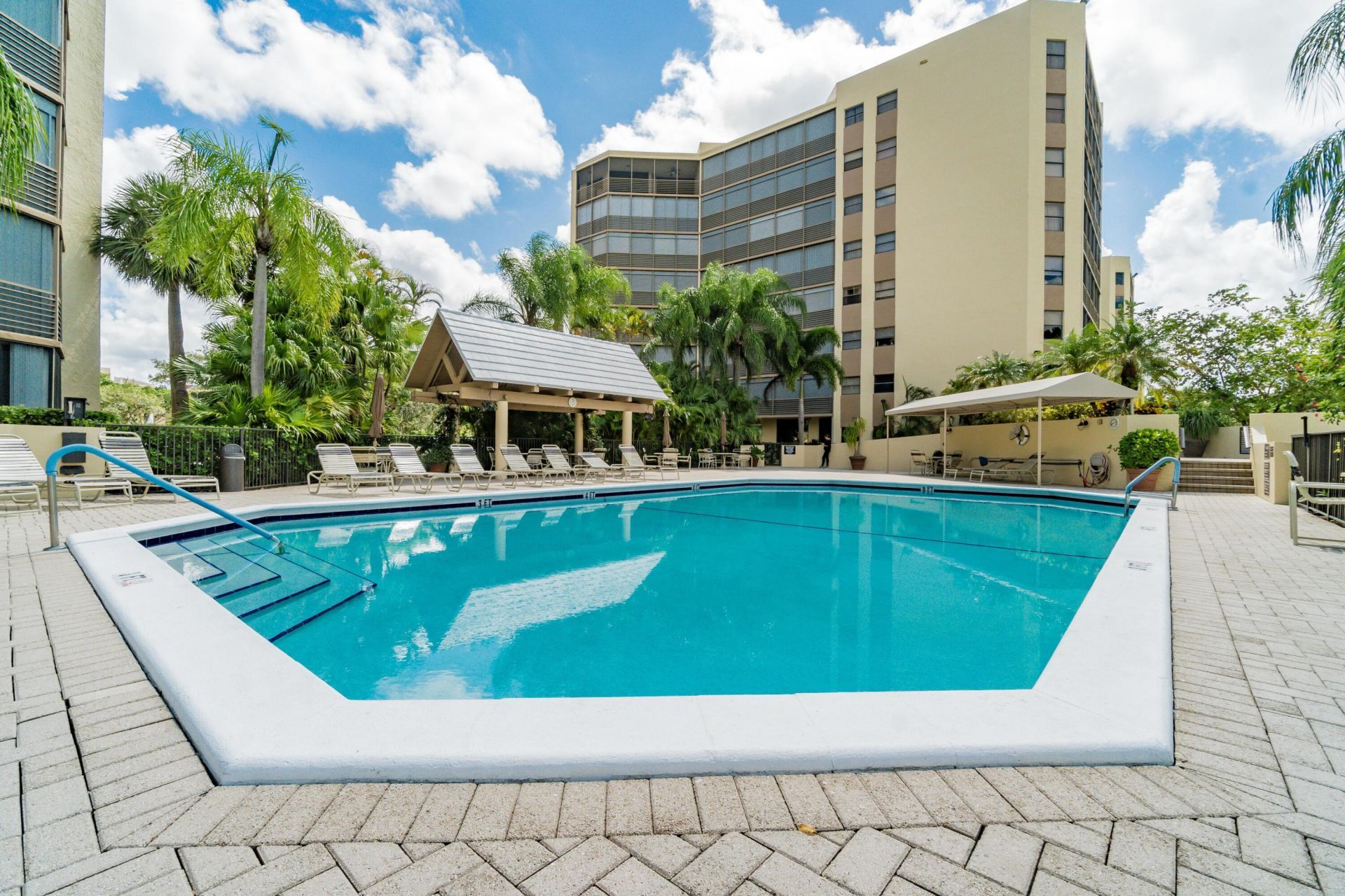 7400 Radice Court, Unit 606, Lauderhill, FL 33319 Photo