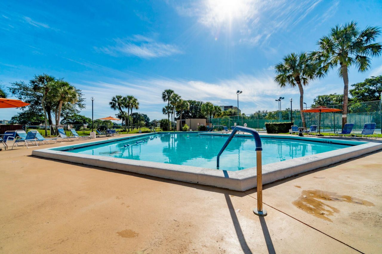 7400 Radice Court, Unit 606, Lauderhill, FL 33319 Photo