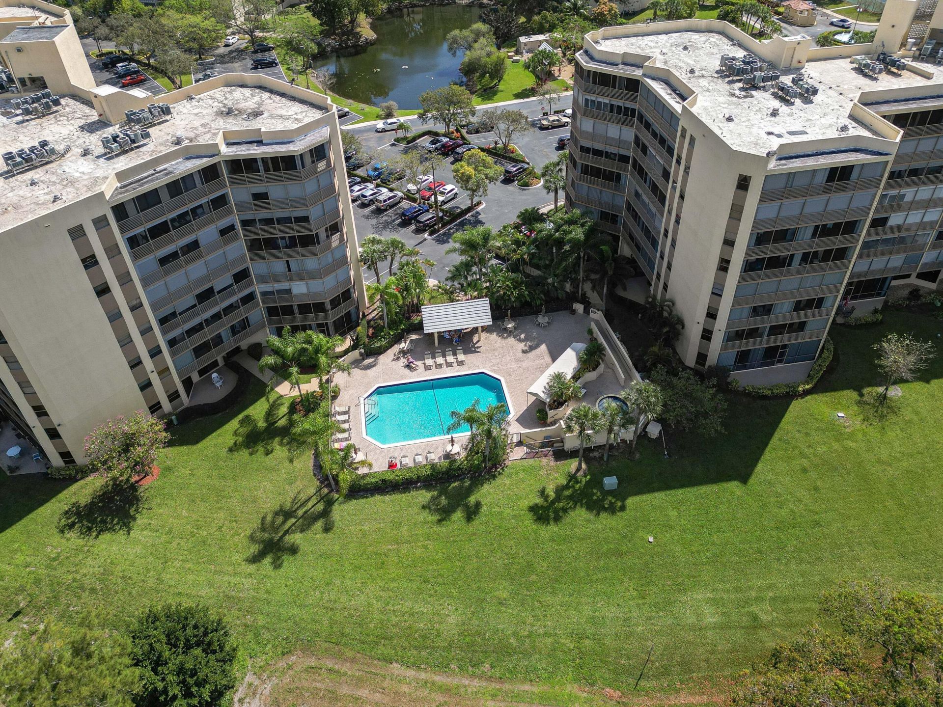 7400 Radice Court, Unit 606, Lauderhill, FL 33319 Photo