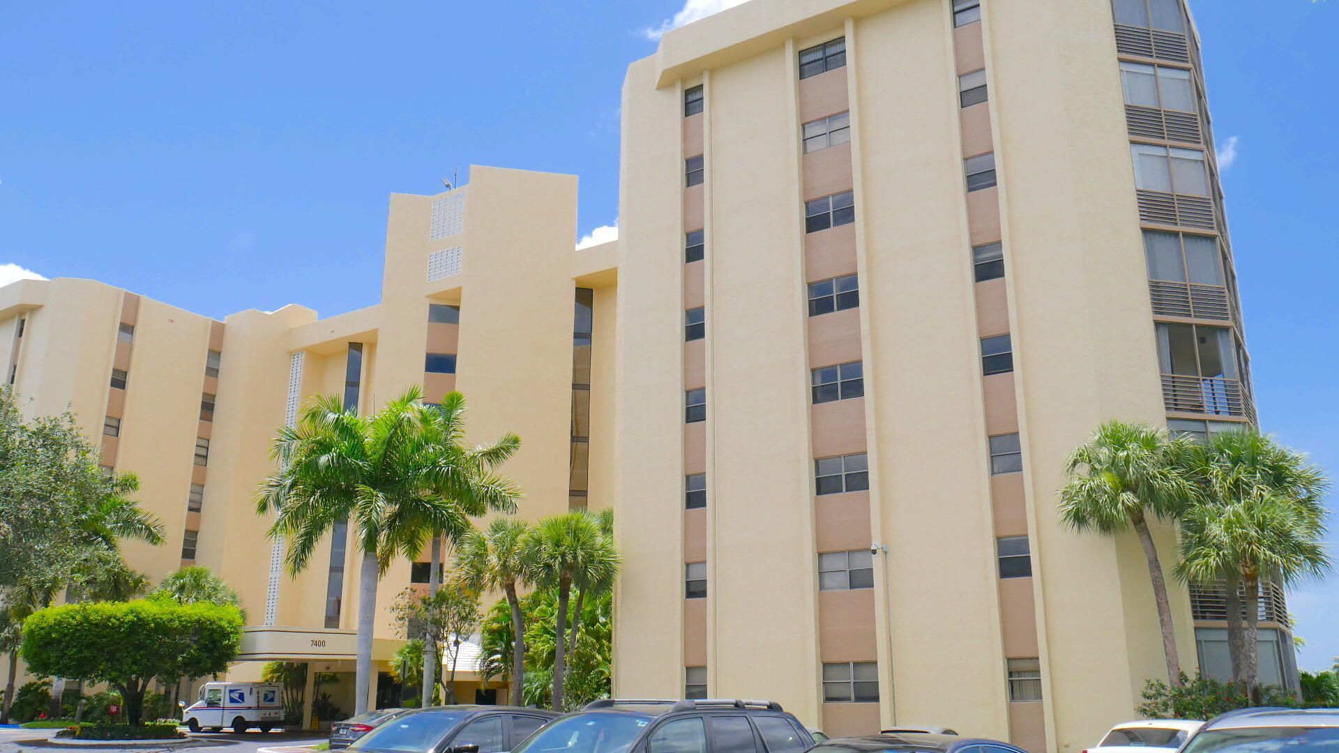 7400 Radice Court, Unit 606, Lauderhill, FL 33319 Photo
