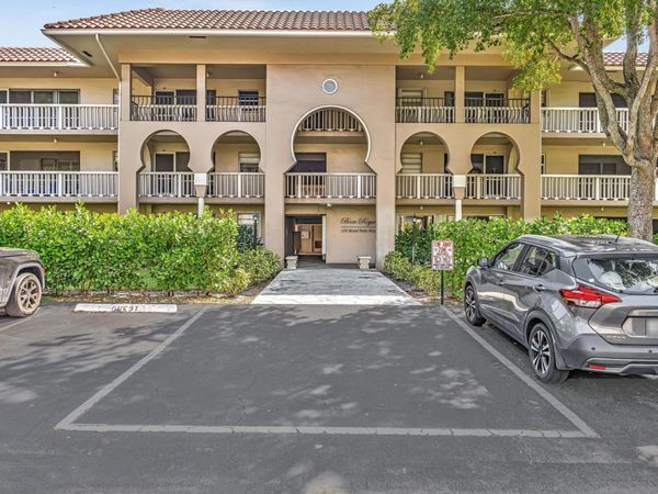 100 Royal Palm Way, Unit 303, Boca Raton, FL 33432